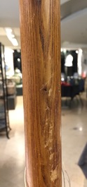 Deux barres portantes en bois sculpt&eacute;, Chine, 20&egrave;me