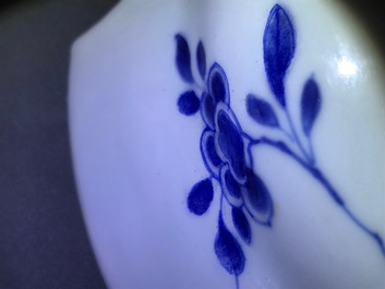 A Chinese rose-Imari 'Provinces' shaving bowl with the arms of Zeeland, Kangxi/Yongzheng