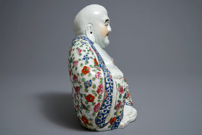 A Chinese famille rose model of Buddha, 19/20th C.