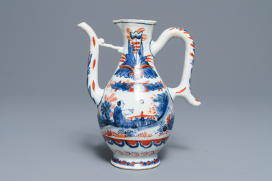 A clobbered Chinese blue and white ewer, Transitional period