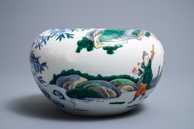 Un bol en porcelaine de Chine doucai, marque de Qianlong, R&eacute;publique, 20&egrave;me