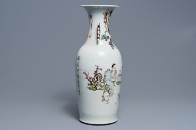 A Chinese qianjiang cai vase with figures around a table, 19th C.