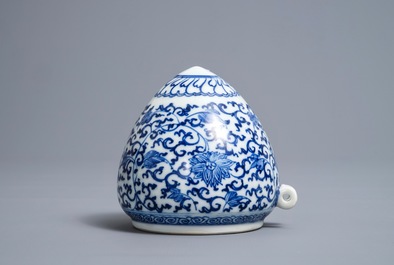 A Chinese blue and white Xuande-inscribed birdfeeder, Kangxi