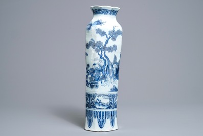 An octagonal Dutch Delft blue and white chinoiserie vase, 17th C.