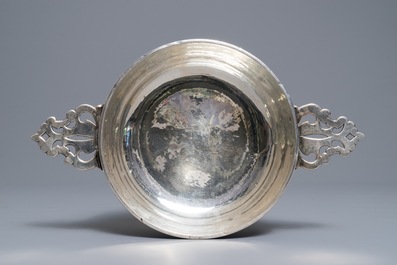 A silver porringer and cover, Petrus de Thieu, Bruges, 1774