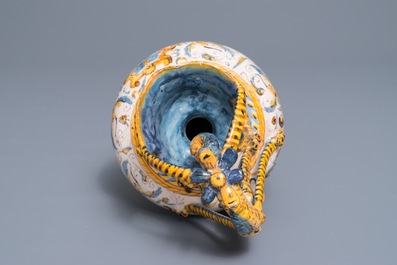 An Italian maiolica jug with grotesques, Caltagirone or Deruta, 17th C.