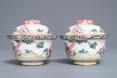 A pair of fine Chinese Canton enamel bowls and covers, Yongzheng/Qianlong