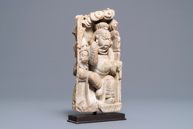 Un relief sculpt&eacute; en pierre de savon figurant Zhenwu, 18/19&egrave;me