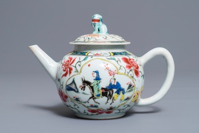 Une th&eacute;i&egrave;re couverte en porcelaine de Chine famille rose, Yongzheng/Qianlong