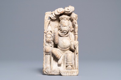 Un relief sculpt&eacute; en pierre de savon figurant Zhenwu, 18/19&egrave;me