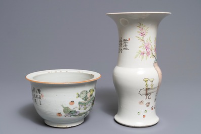 Een Chinese qianjiang cai vaas en een cachepot, 19/20e eeuw