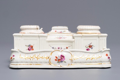 A The Hague porcelain inkwell, The Netherlands, 2nd half 18th C.