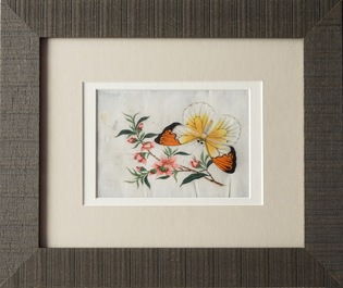 Huit peintures sur papier de riz figurant fleurs et papillons, Canton, Chine, 19&egrave;me