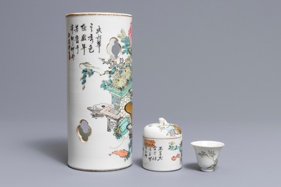 A Chinese qianjiang cai hat stand, a wine cup and a cup warmer, signed Xu Pinheng, 19th C.