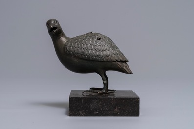 A Japanese bronze quail-shaped censer, signed Kamejo, Edo, 18th C.