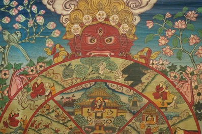 Trois grands thangkas &agrave; d&eacute;cors divers, Nepal ou Tibet, 19/20&egrave;me