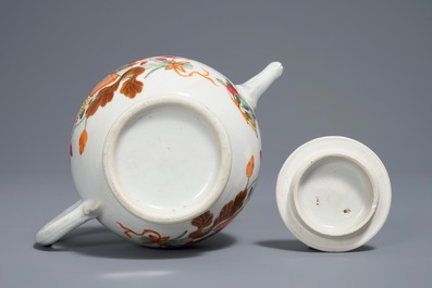 A varied collection of Chinese famille rose wares, Yongzheng/Qianlong