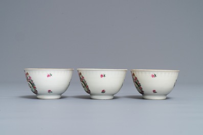 Trois tasses et soucoupes et une coupe en porcelaine de Chine famille rose pour le march&eacute; hollandais, blasons de Velingius-Visch, Qianlong