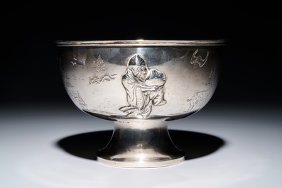 A Chinese silver 'Shou Lao' stem bowl, 19/20th C.