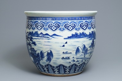 A massive Chinese blue and white fish bowl, 19th C.