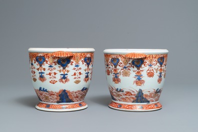 A pair of Chinese Imari-style coolers, Kangxi
