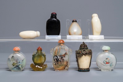 Nine various Chinese jade, hardstone and glass snuff bottles, 19/20th C.