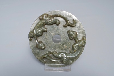 A Chinese dark green jade bi disc with chilong, 19/20th C.