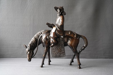 Un groupe en bronze figurant un savant sur cheval, Japon, Meiji, 19&egrave;me