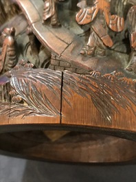 Deux pots &agrave; pinceaux en bambou sculpt&eacute;, Chine, 18/19&egrave;me
