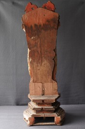Une grande figure de Bouddha en bois dor&eacute; et polychrome, Chine, 19&egrave;me