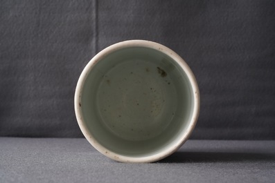 A Chinese famille verte brush pot on wooden stand, Kangxi