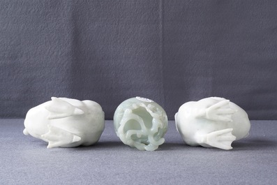 A Chinese celadon jade brush washer and a pair of white jade ducks, 19th and 20th C.