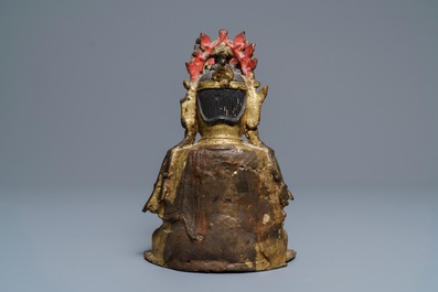 Een Chinese verguld bronzen figuur van Boeddha, Ming