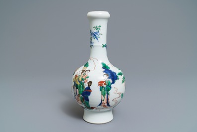 Un vase en porcelaine de Chine famille verte, marque de Chenghua, Kangxi