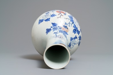 A Chinese blue, white and underglaze red 'rooster' vase, 19th C.