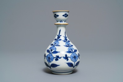 A Chinese blue and white floral huqqa base, Kangxi