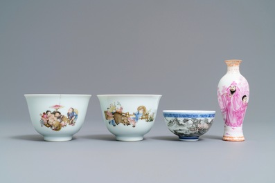 Quatre pi&egrave;ces en porcelaine de Chine famille rose et grisaille en coquille d'oeuf, 20&egrave;me