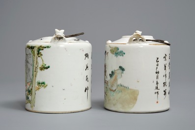 Drie Chinese qianjiang cai theepotten en een ovalen schotel, 19/20e eeuw