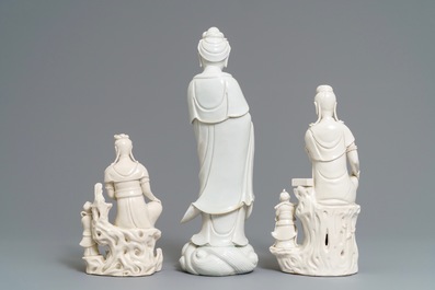 Trois groupes en porcelaine blanc de Chine, 19/20&egrave;me
