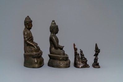 Quatre figures en bronze, Chine et Tibet, 18/19&egrave;me