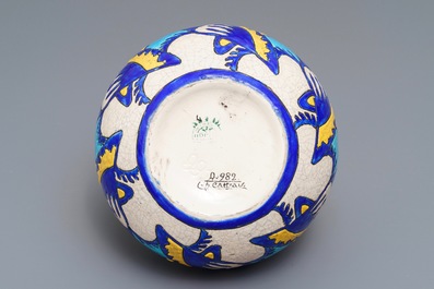 Een art deco vaas met glanzend craquel&eacute; glazuur, Charles Catteau voor Boch K&eacute;ramis, 1e helft 20e eeuw