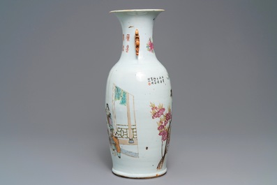Een Chinese qianjiang cai vaas met tweezijdig decor, 19/20e eeuw