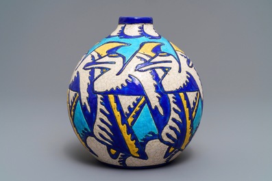 Un vase art deco aux &eacute;maux craquel&eacute;s, Charles Catteau pour Boch K&eacute;ramis, 1&egrave;re moiti&eacute; du 20&egrave;me