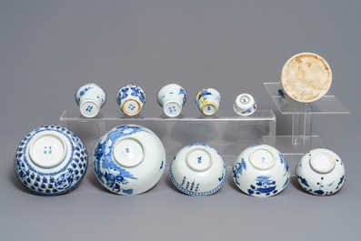 Een collectie Chinees 'Bleu de Hue' porselein voor de Vietnamese markt, 19e eeuw