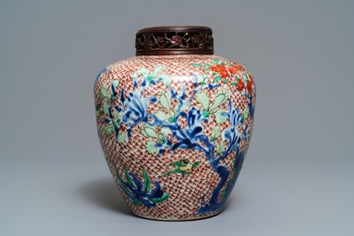 A Chinese wucai ginger jar, Transitional period