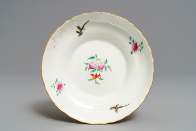 Three fine Chinese famille rose wares, 19th C.