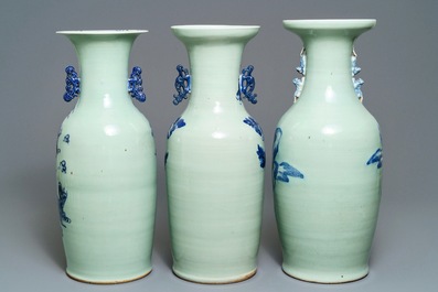 Drie Chinese vazen met blauwwit decor op celadon fondkleur, 19e eeuw