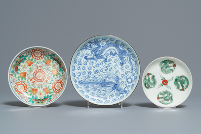 A collection of Chinese teapots, brush pots and plates, 19/20th C.