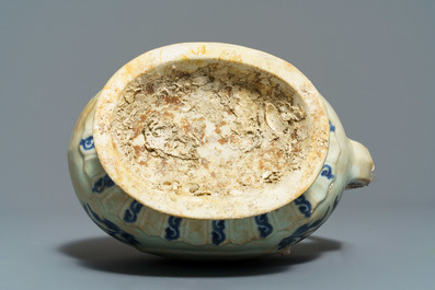 A Chinese shipwreck blue and white Islamic market 'aftaba' ewer and twelve cups, Transitional period