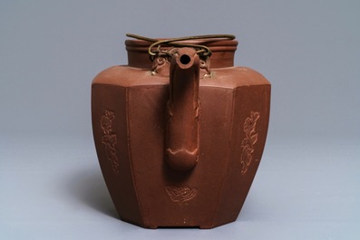 A large Chinese Yixing stoneware teapot and cover, 19th C.